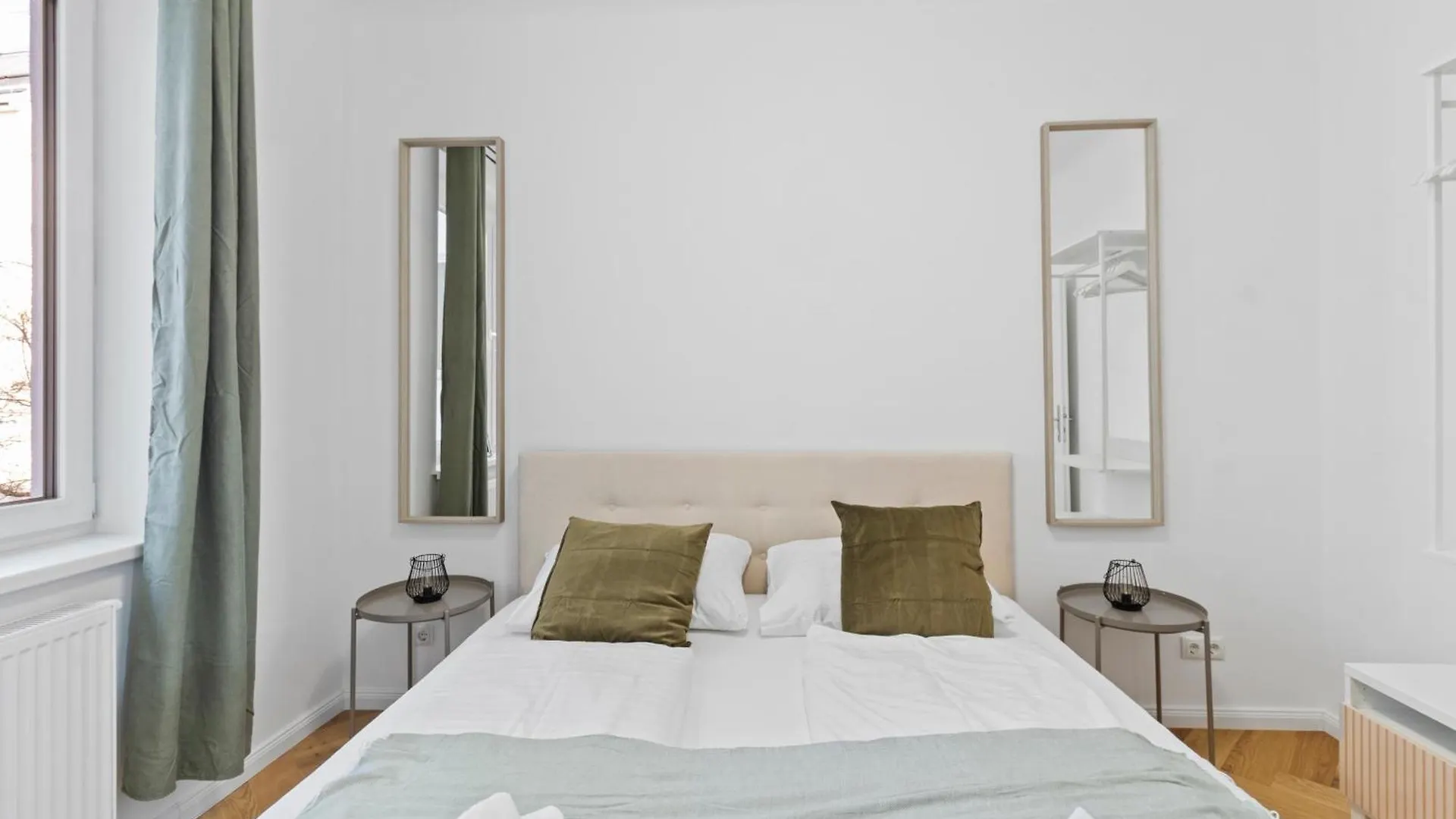 Apartment Feelhome-Balkon-Zentrum-6 Gaeste-Wifi-Smart Tv Vienna
